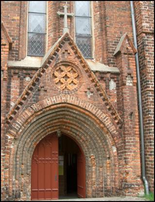 Bild : Backsteingotik im Ostseeraum
www.kirchenbau-mittelalter.de